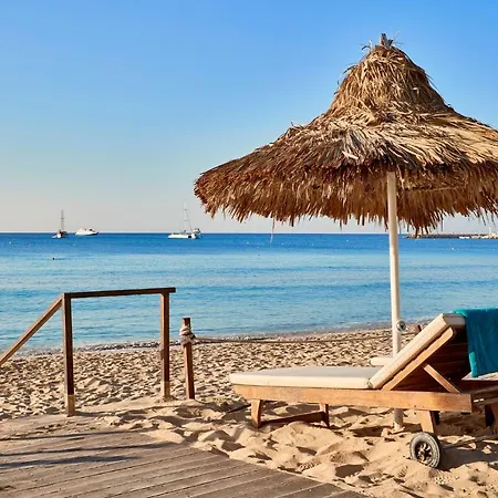 Grecian Bay Resort
