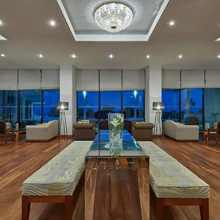 Grecian Bay منتجع 5*