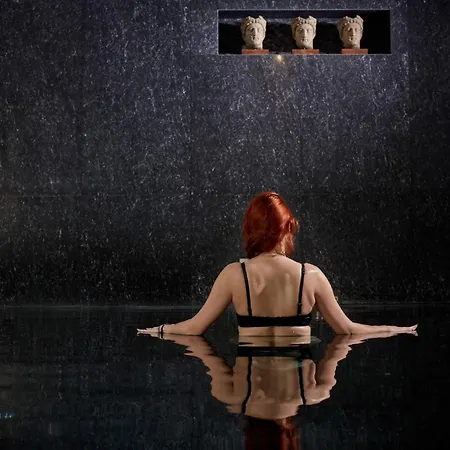 منتجع Grecian Bay 5*