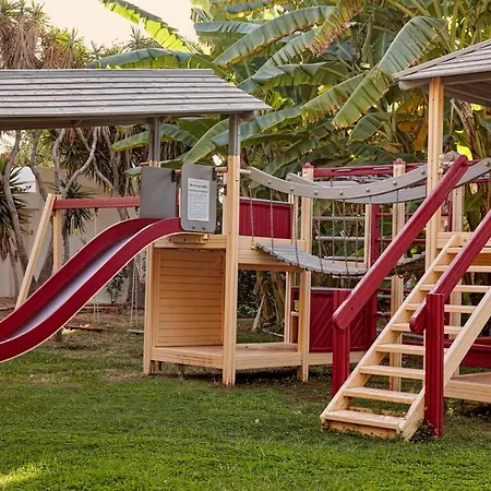 Grecian Bay אתר נופש 5*