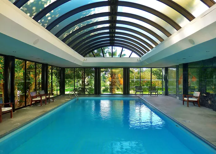 Grecian Bay אתר נופש