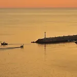 Resort Grecian Bay