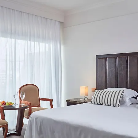 古希腊湾酒店 5*