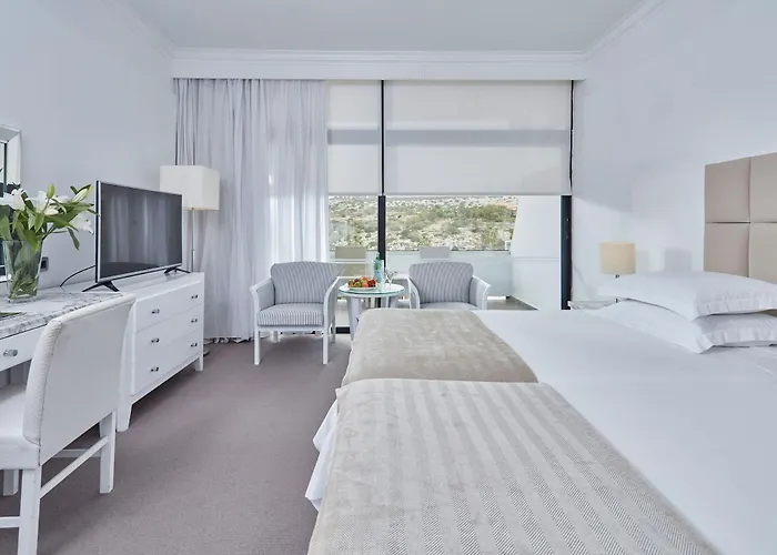 Resort Grecian Bay 5*