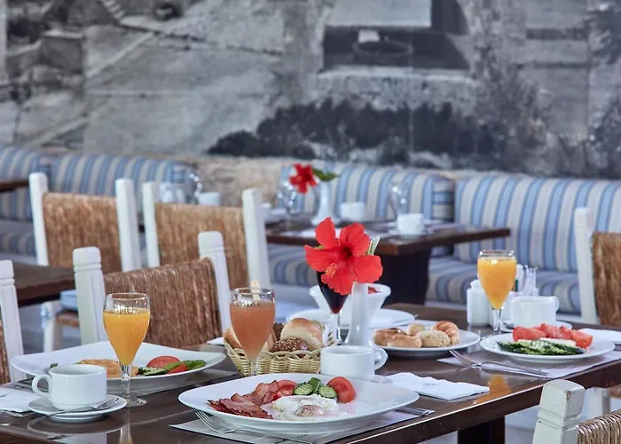 Grecian Bay Resort 5*