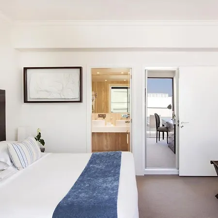 Üdülőközpont Grecian Bay 5*