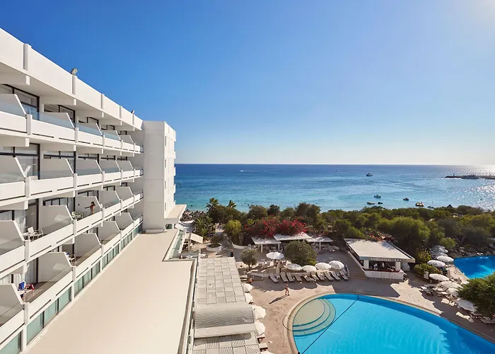 Grecian Bay Resort 5*